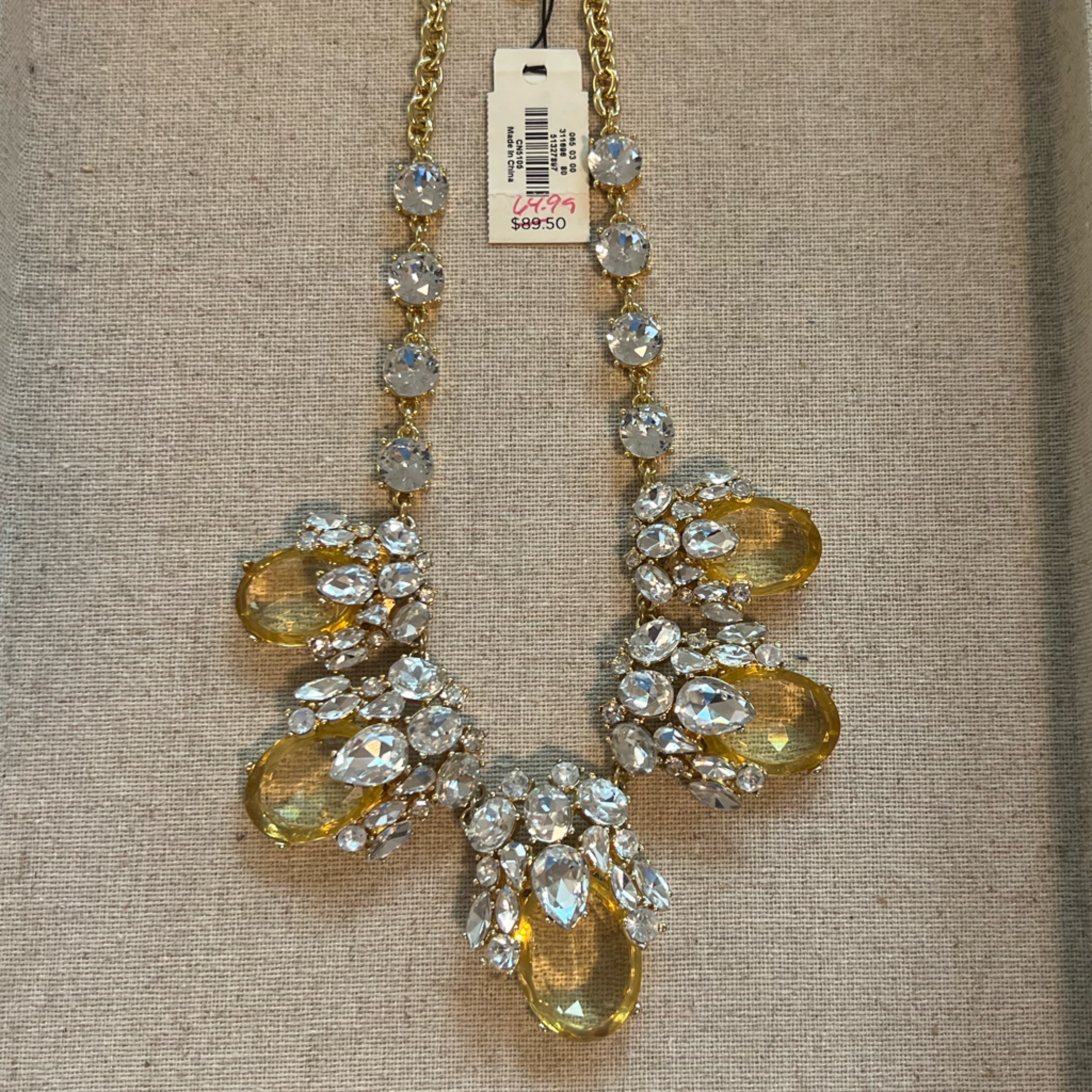 Beautiful Yellow Faux Diamond Statement Necklace From Ann Taylor Nwt 15$
